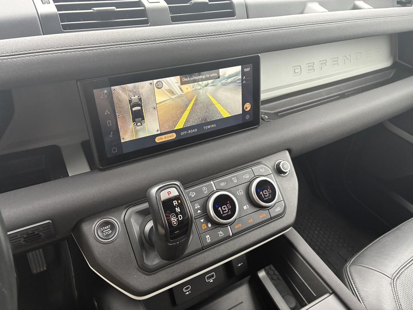 LAND ROVER Defender 2022