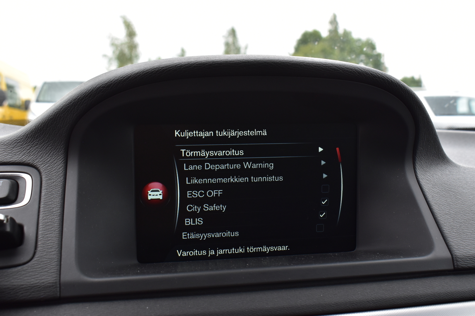 VOLVO V70 2015