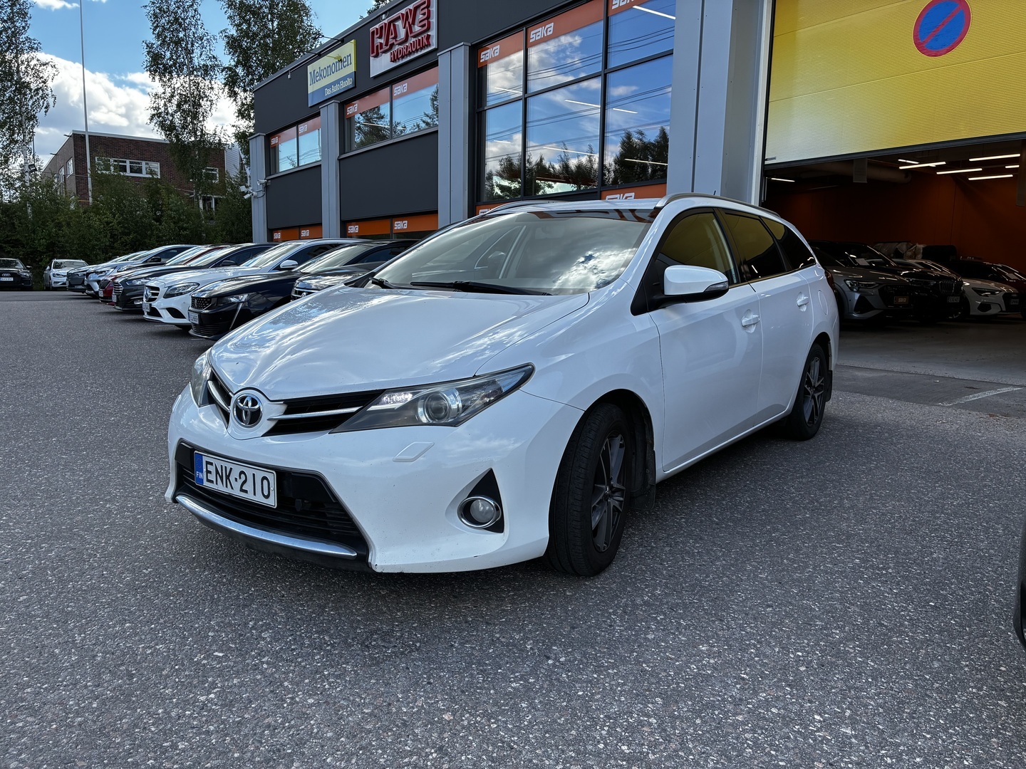 TOYOTA Auris 2015
