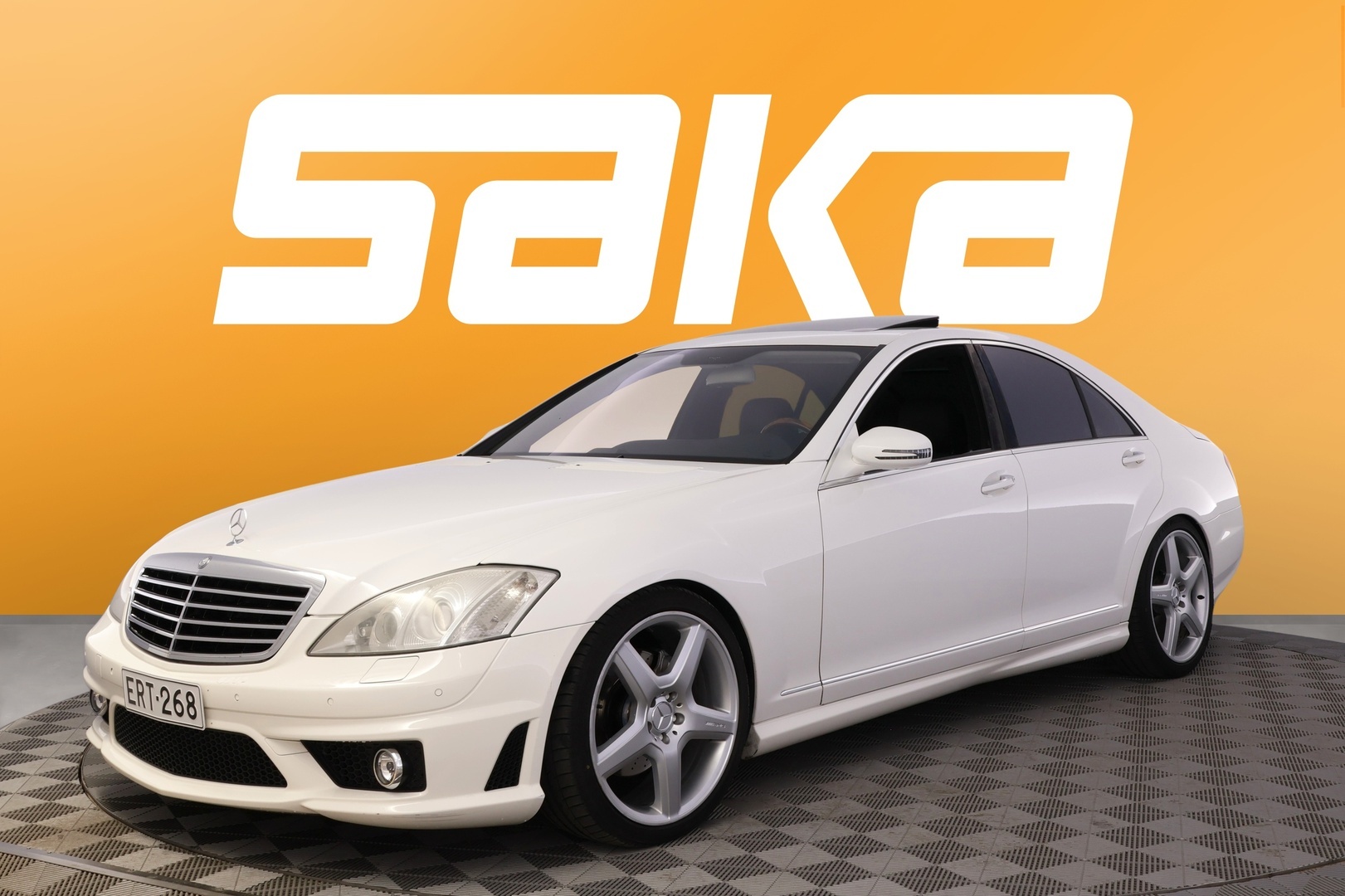 MERCEDES-BENZ S 2005