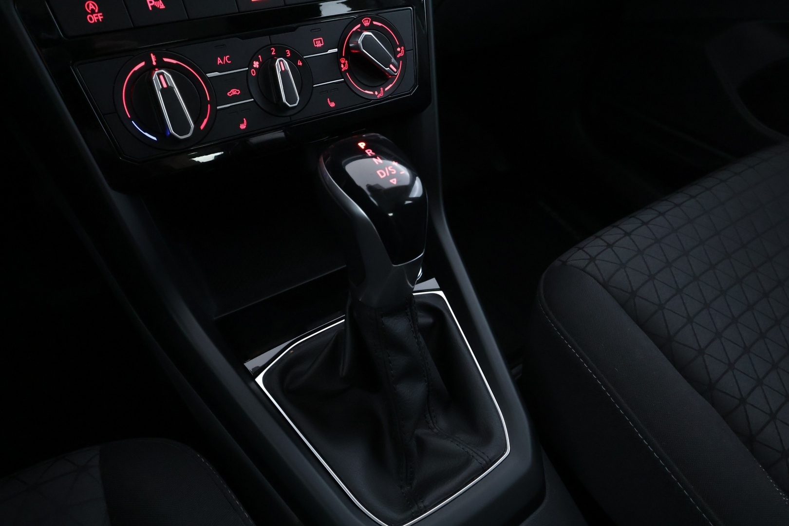 VOLKSWAGEN T-Cross 2021