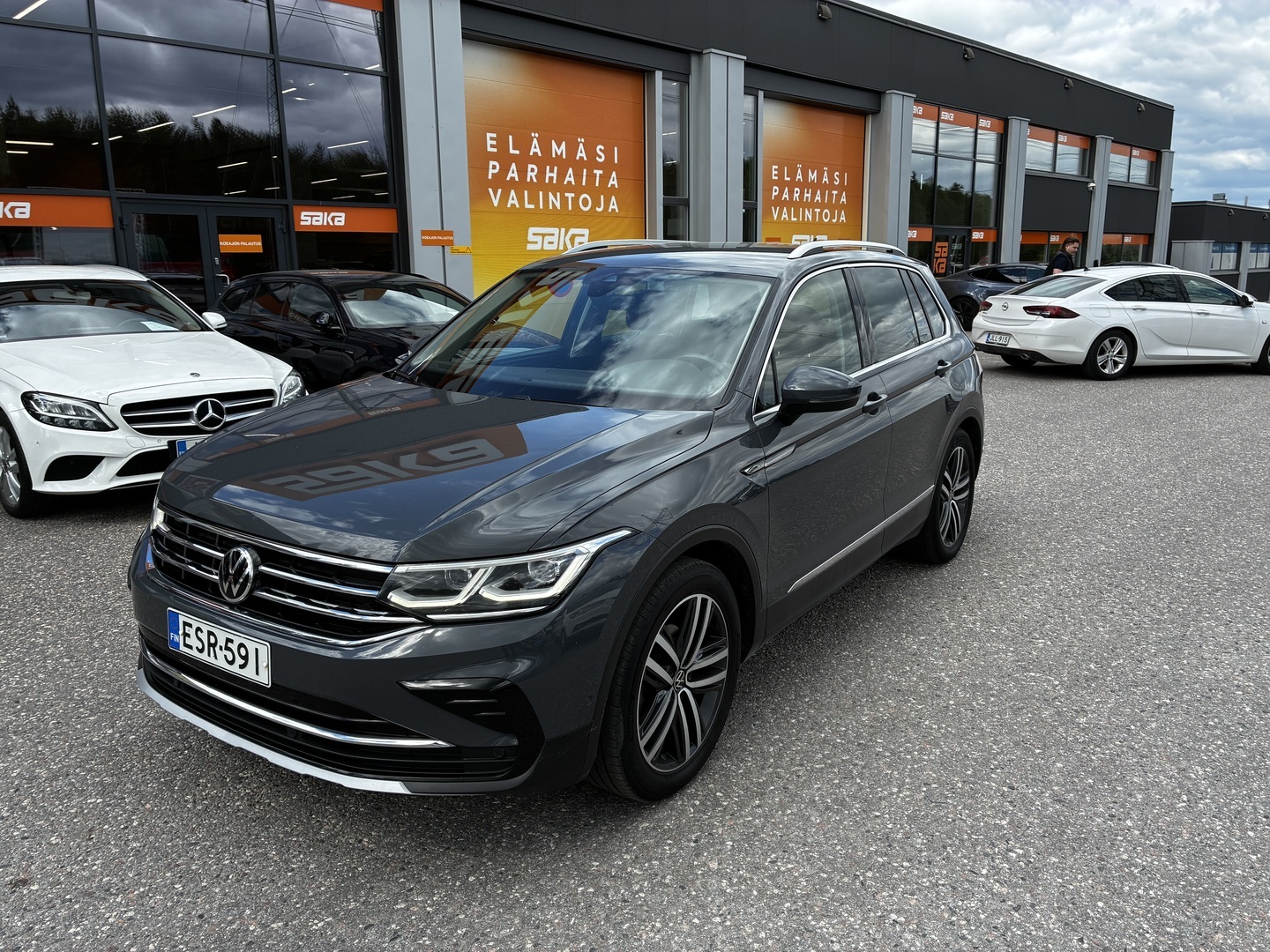 VOLKSWAGEN Tiguan 2021