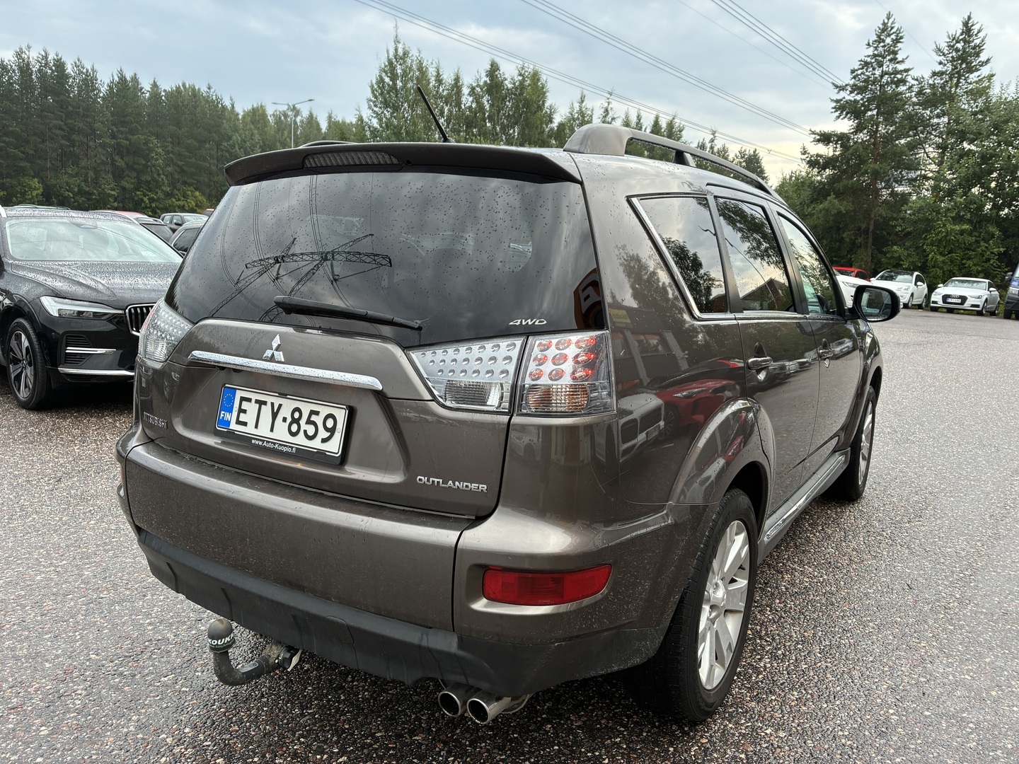 MITSUBISHI Outlander 2012