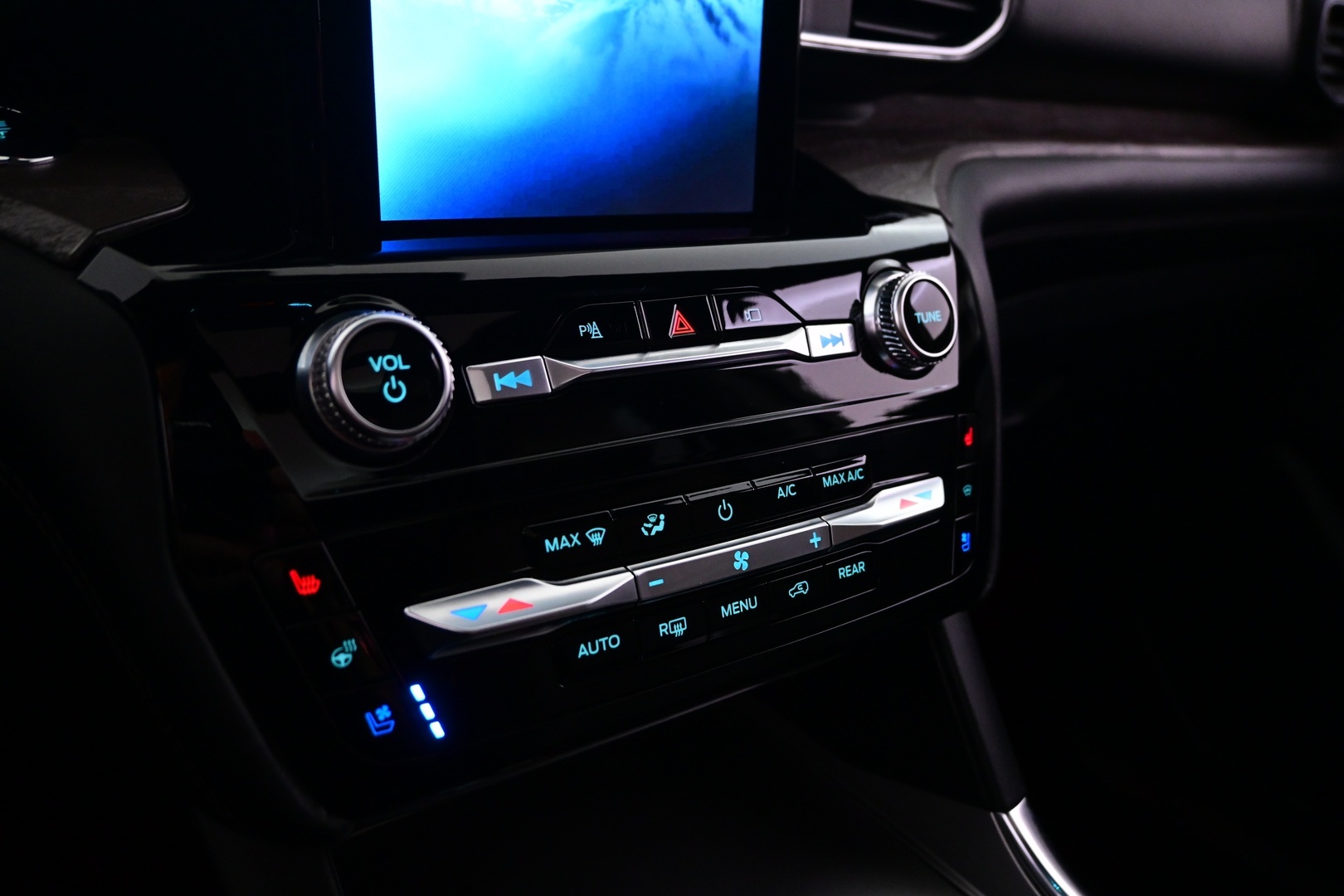 FORD Explorer 2021