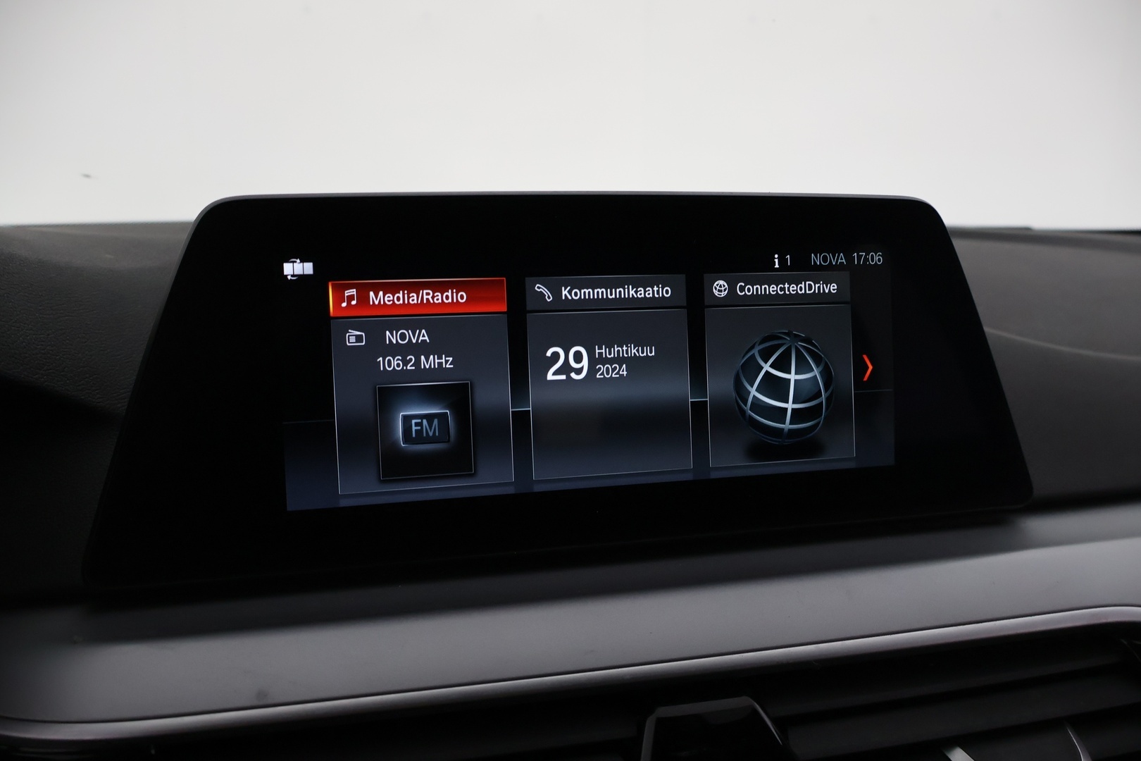 BMW 518 2020