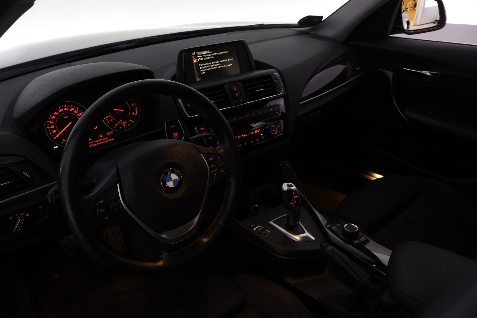 BMW 116 2016