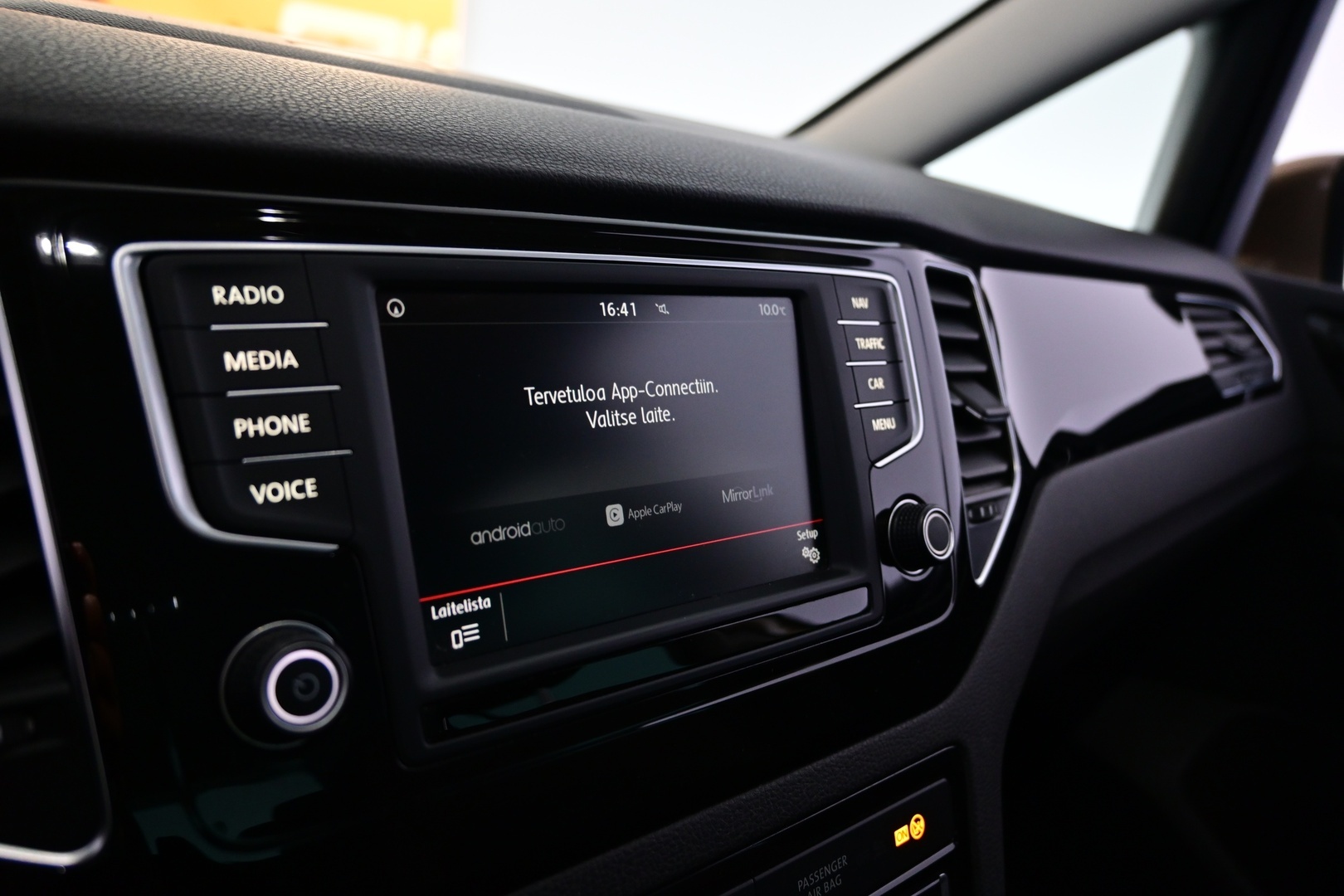 VOLKSWAGEN Golf Sportsvan 2016