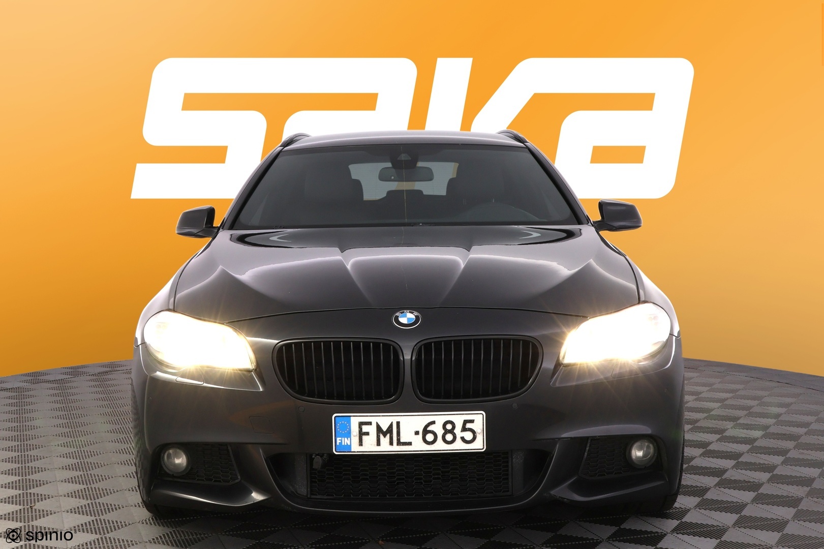 BMW 530 2013