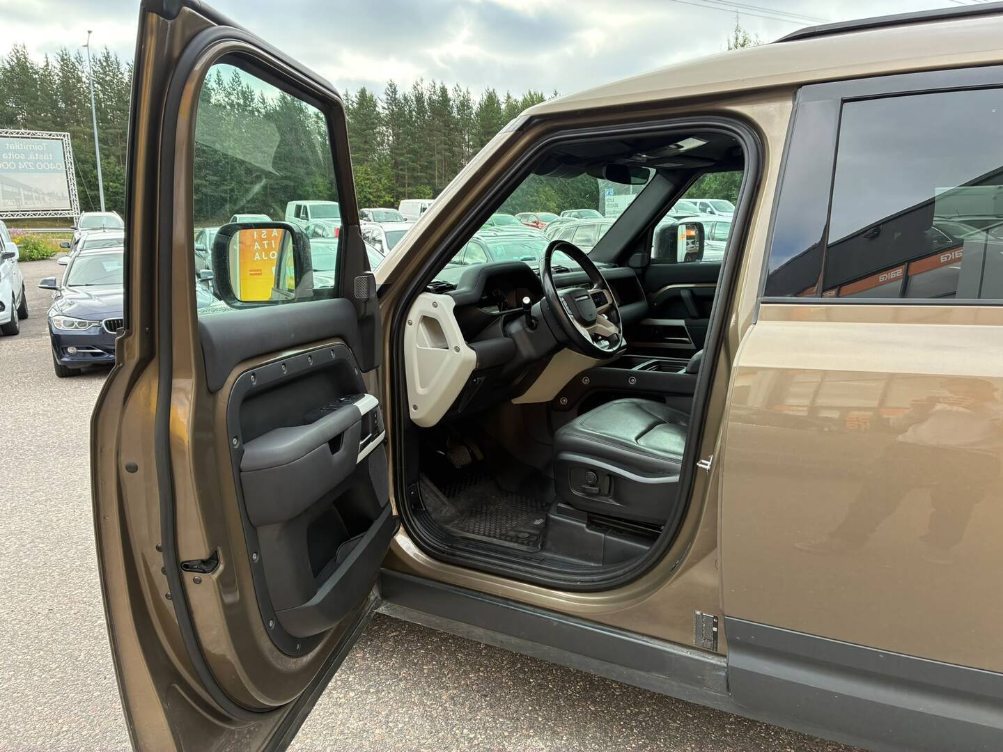 LAND ROVER Defender 2022