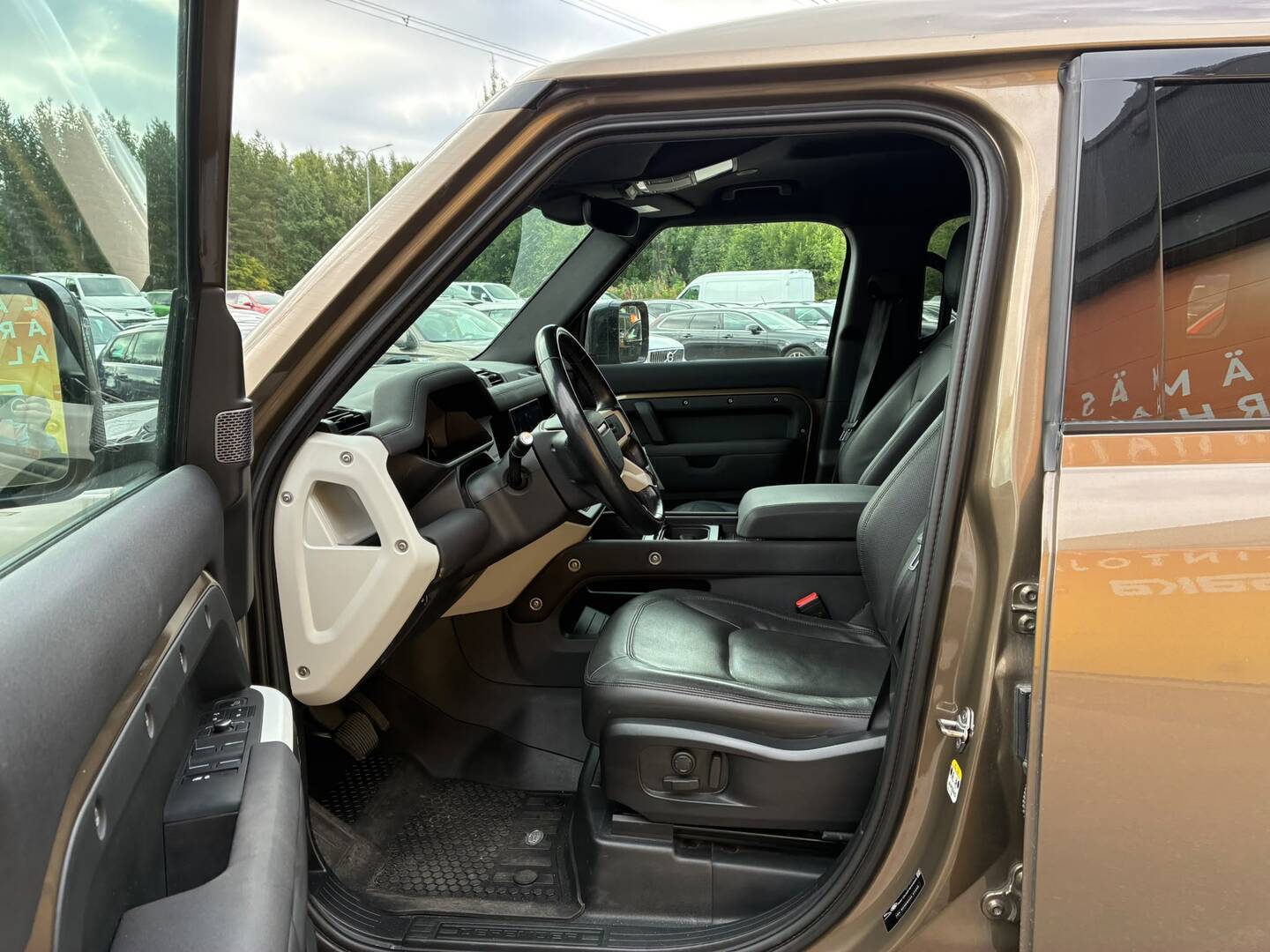 LAND ROVER Defender 2022