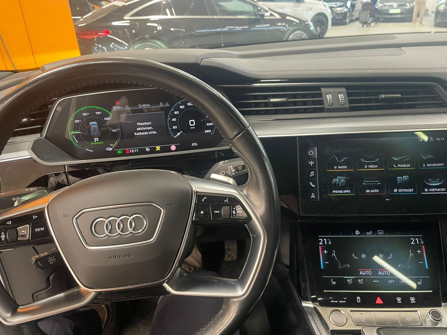 AUDI e-tron 2020