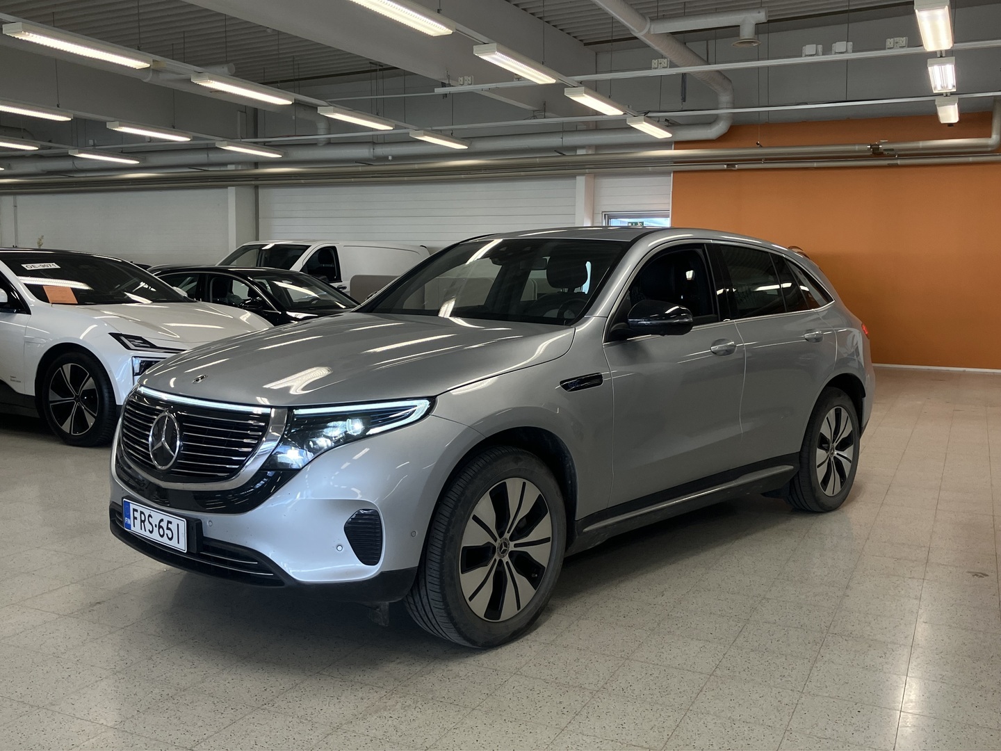 MERCEDES-BENZ EQC 2021