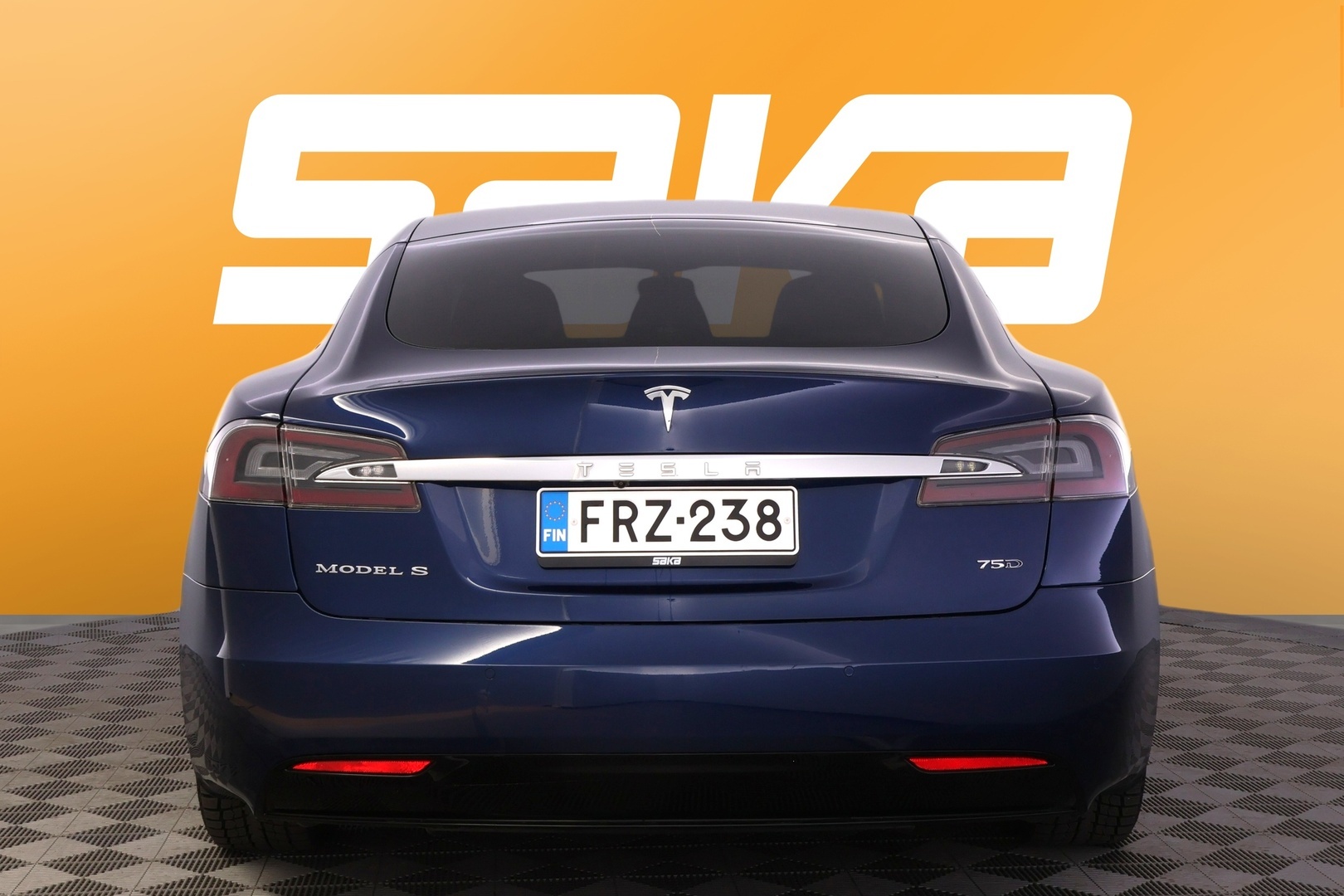 TESLA Model S 2018