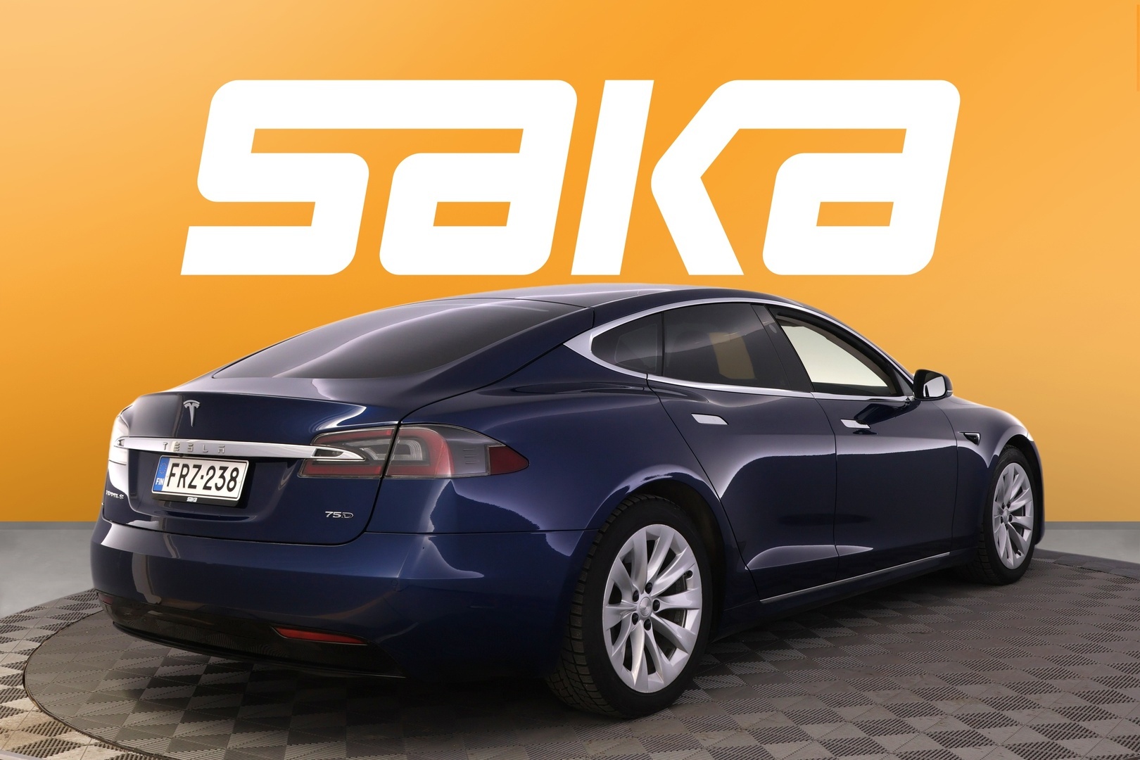 TESLA Model S 2018