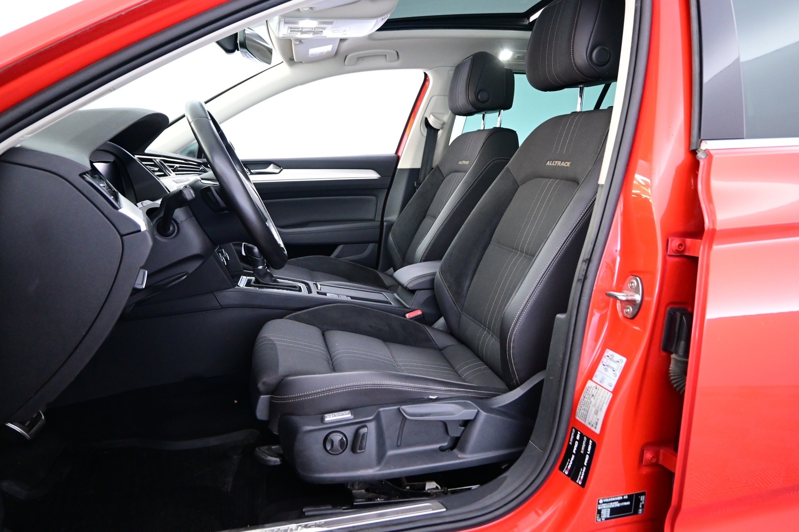 VOLKSWAGEN Passat 2016