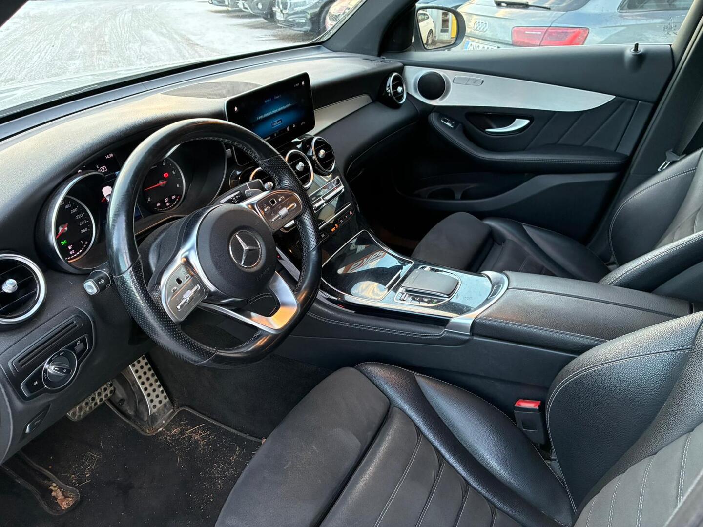 MERCEDES-BENZ GLC 2019