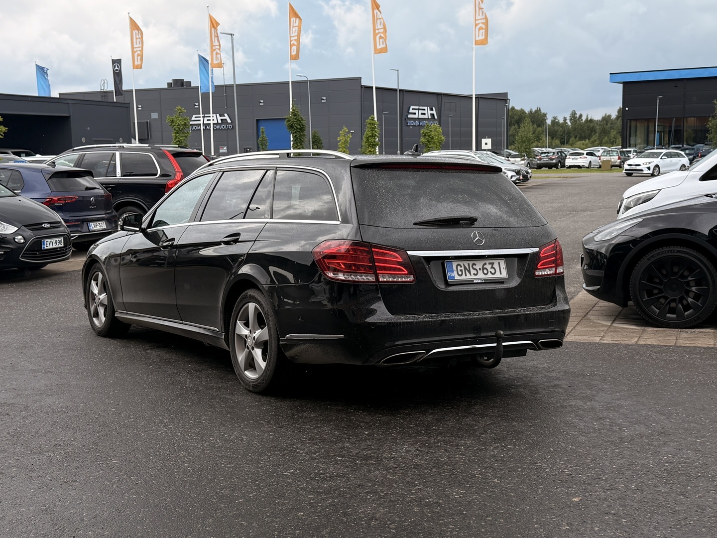 MERCEDES-BENZ E 2015