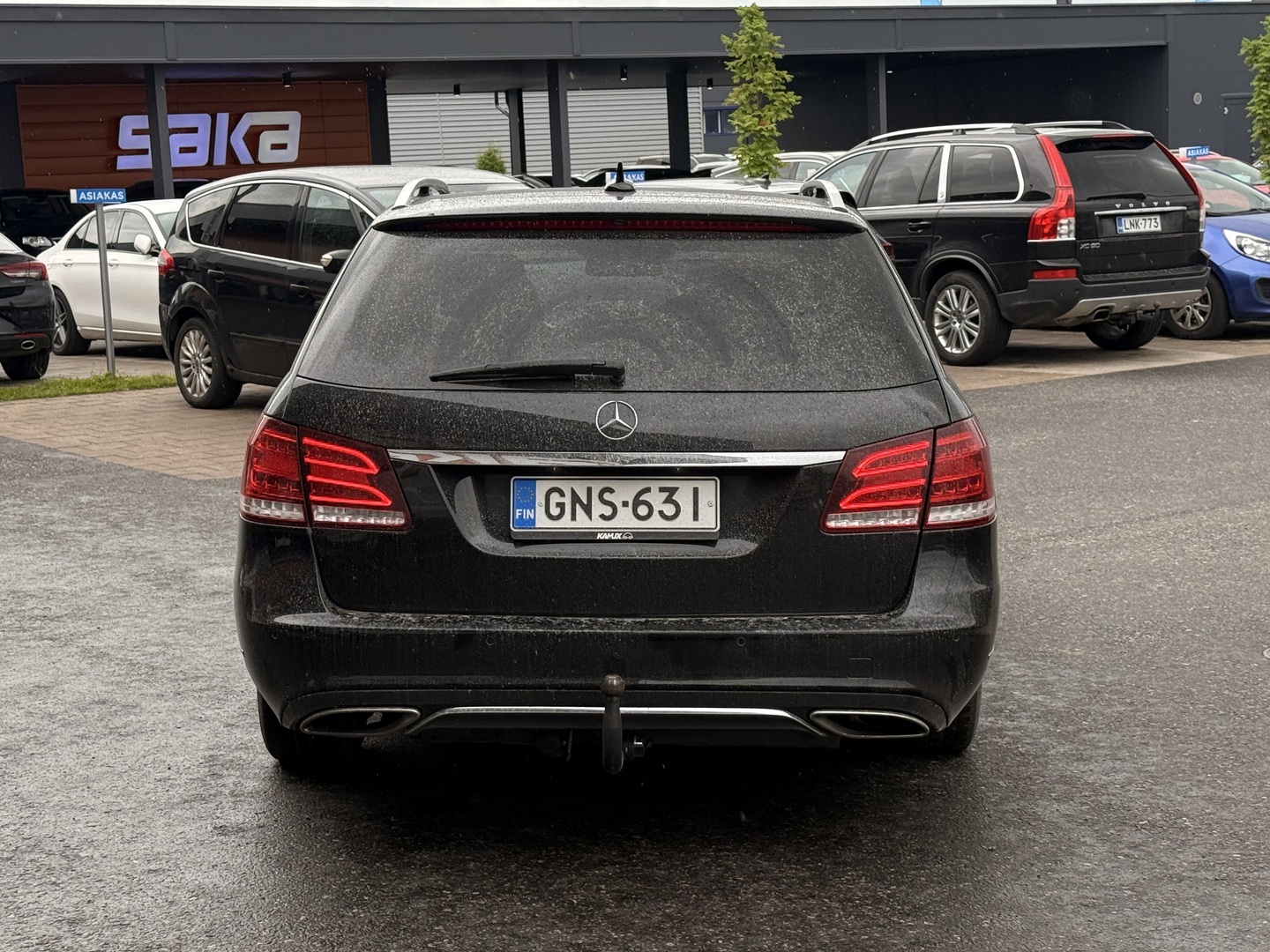 MERCEDES-BENZ E 2015