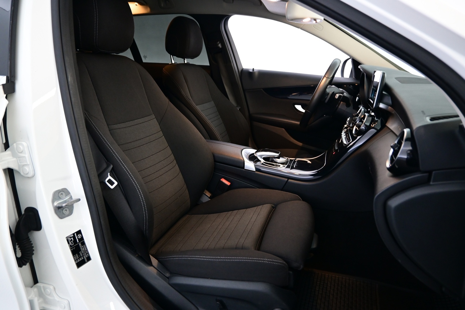 MERCEDES-BENZ C 2018