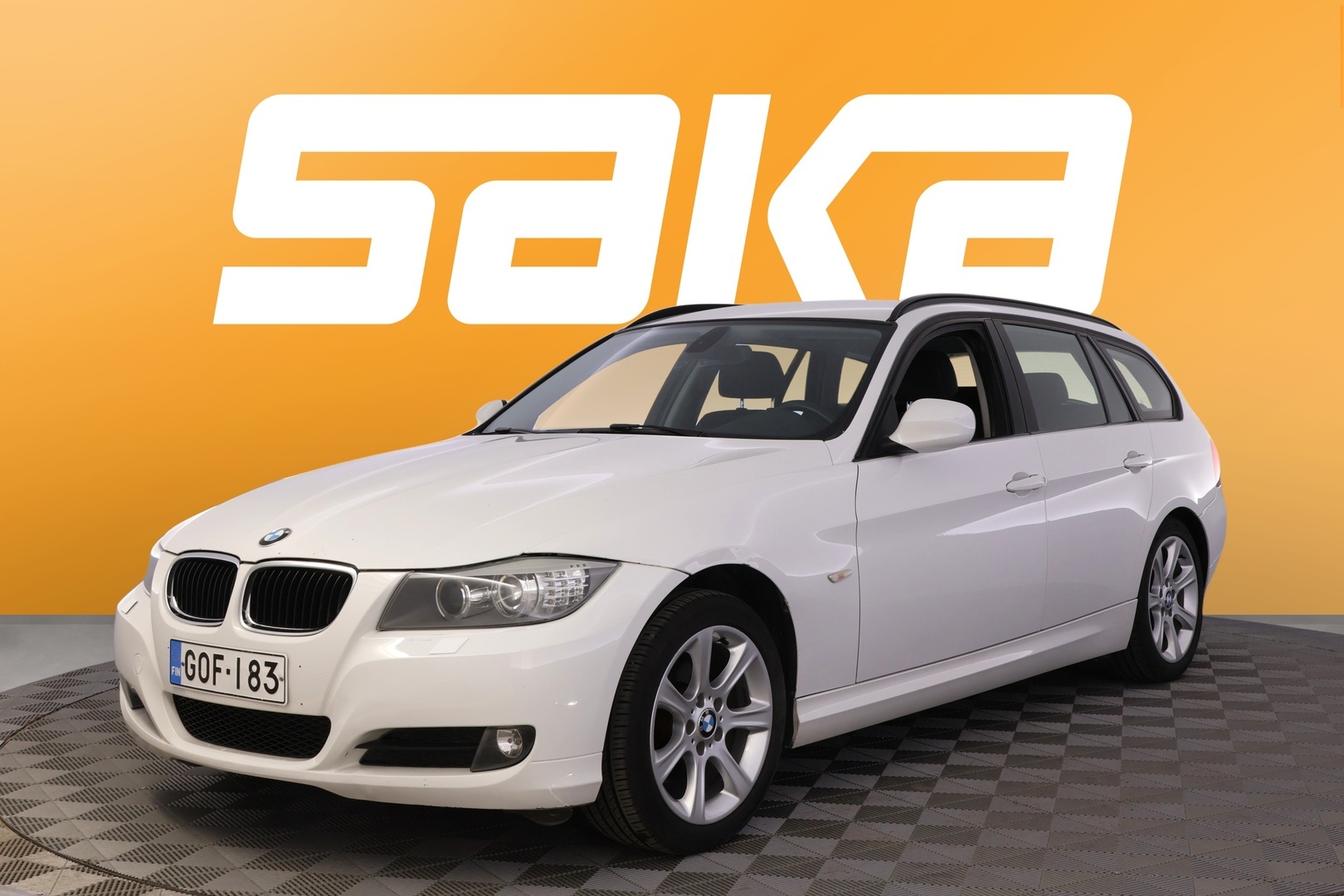 BMW 320 2011