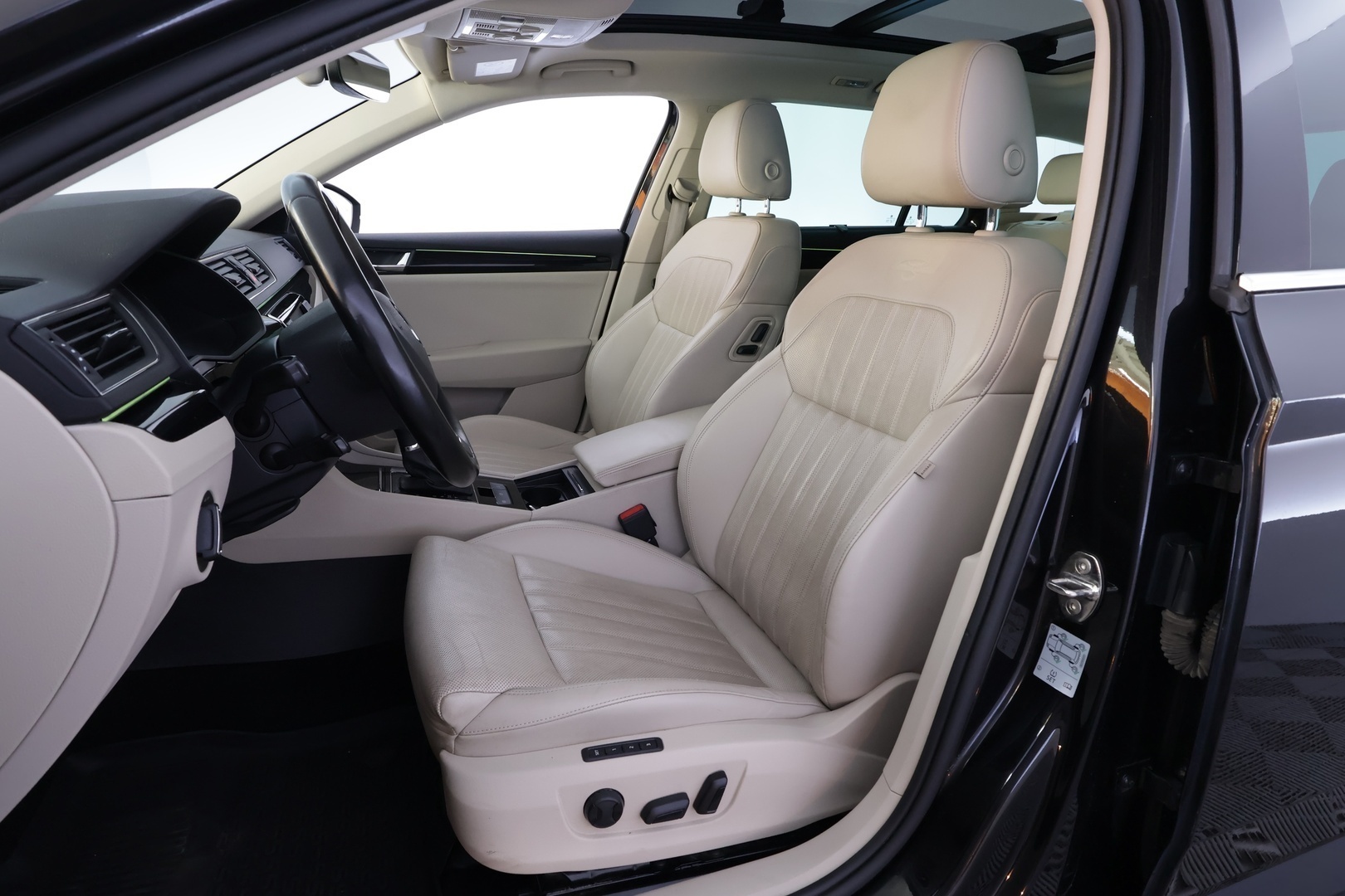 SKODA Superb 2017