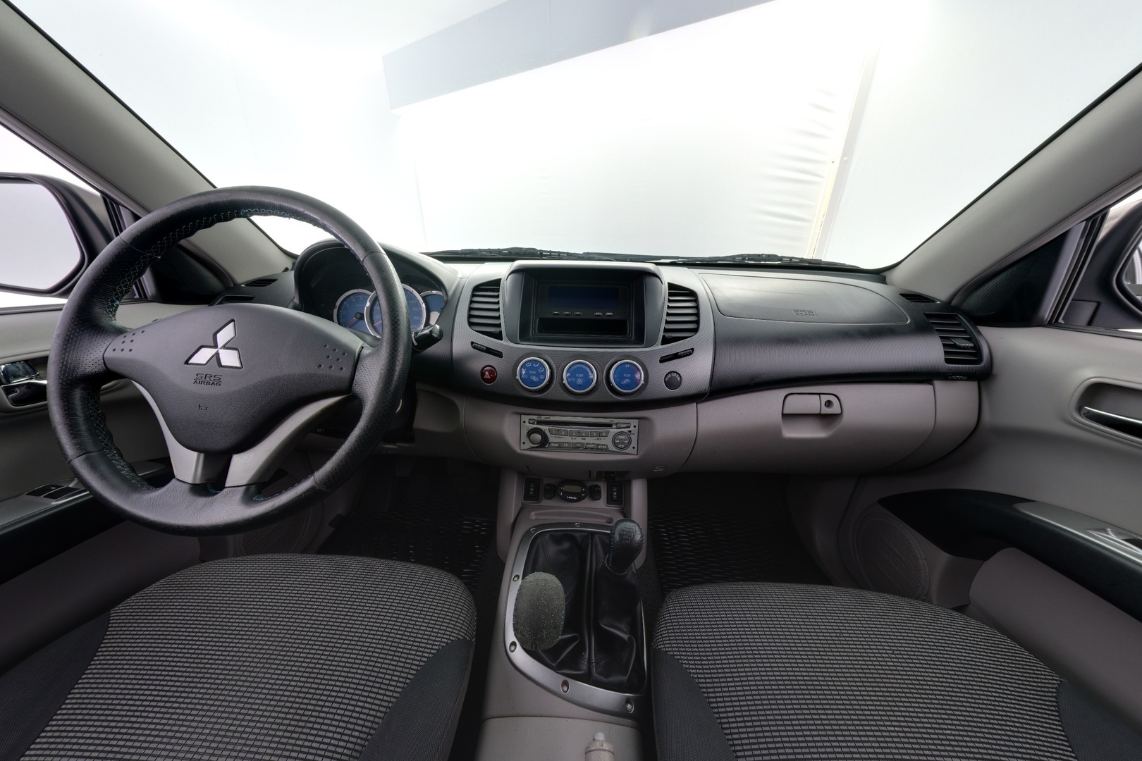 MITSUBISHI L200 2007