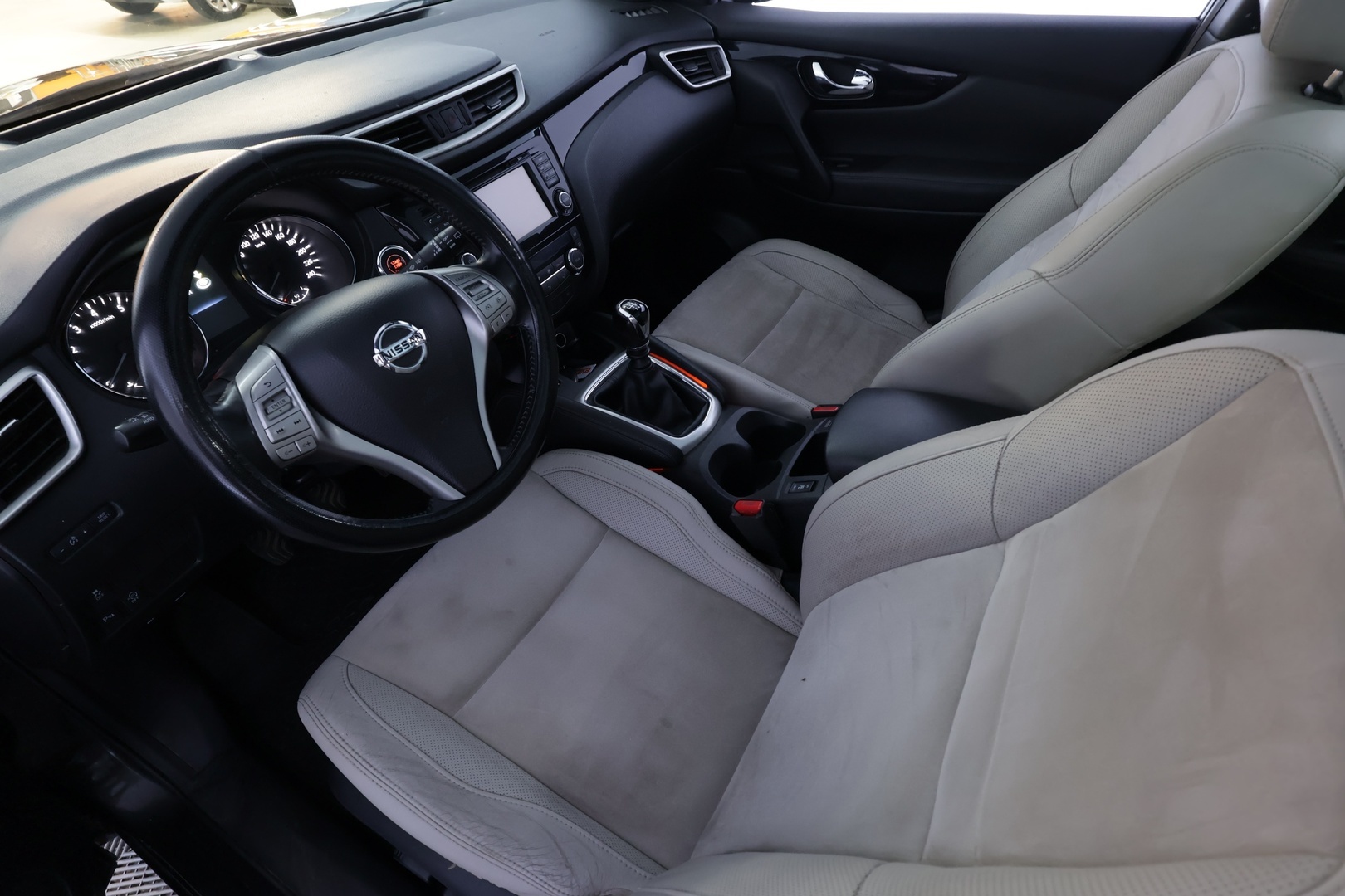 NISSAN Qashqai 2014