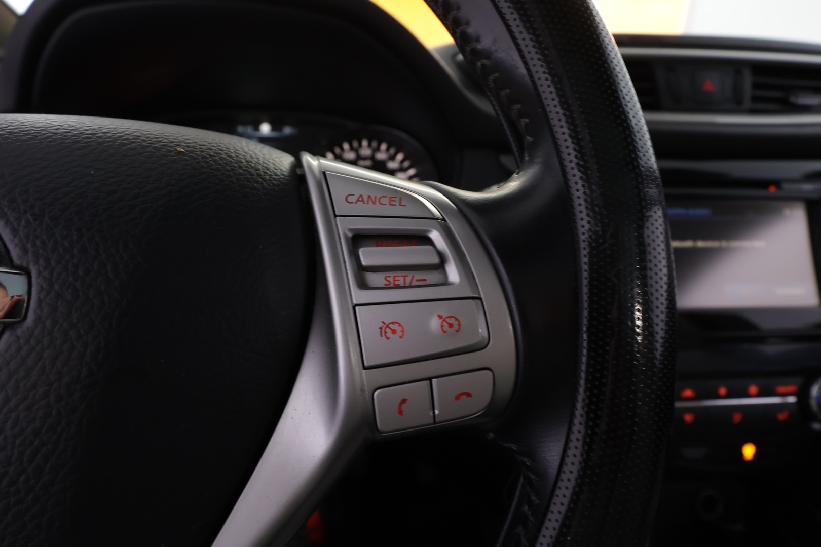 NISSAN Qashqai 2014