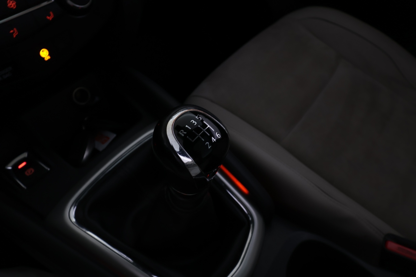 NISSAN Qashqai 2014