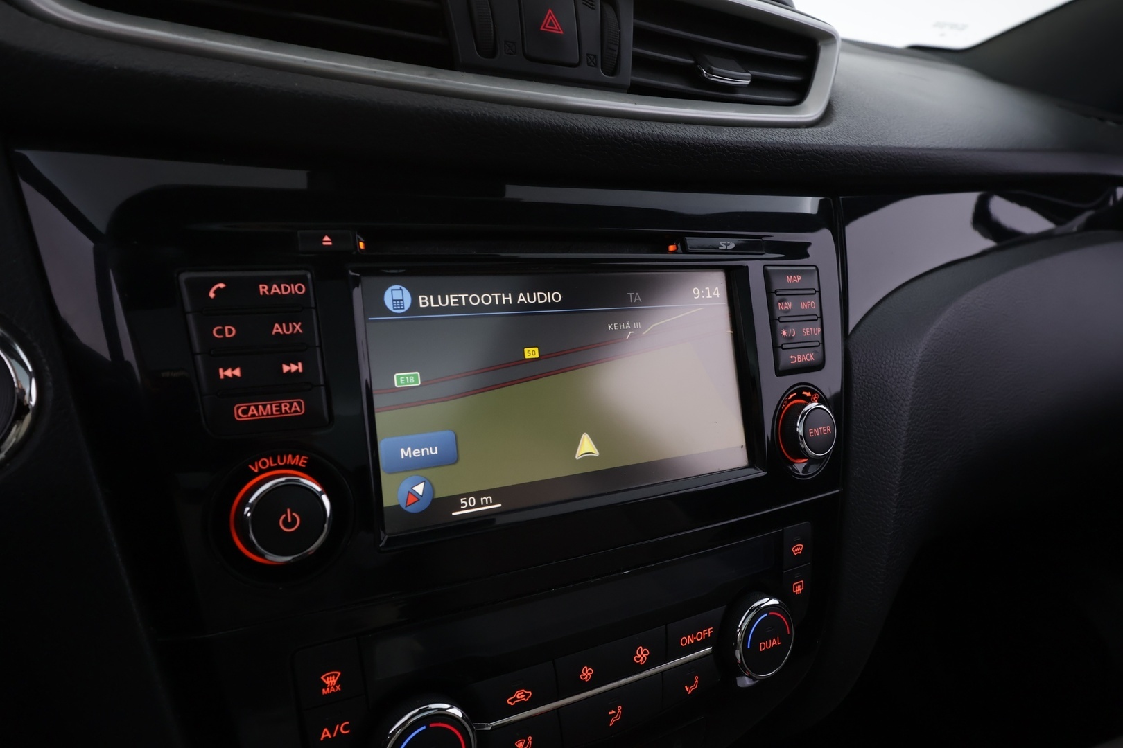 NISSAN Qashqai 2014