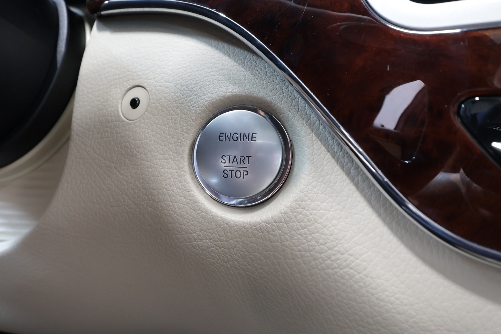 MERCEDES-BENZ S 2007