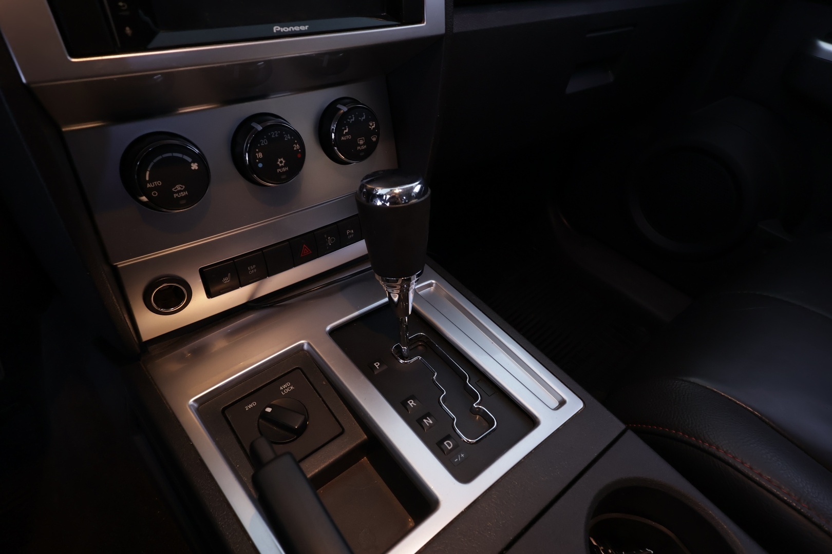 DODGE Nitro 2008