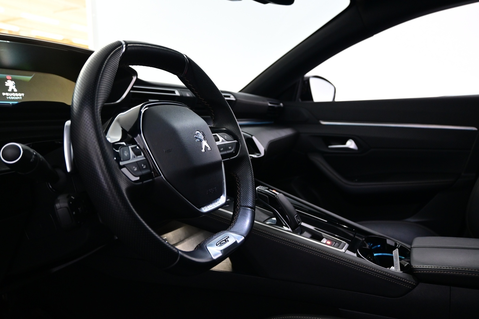 PEUGEOT 508 2021
