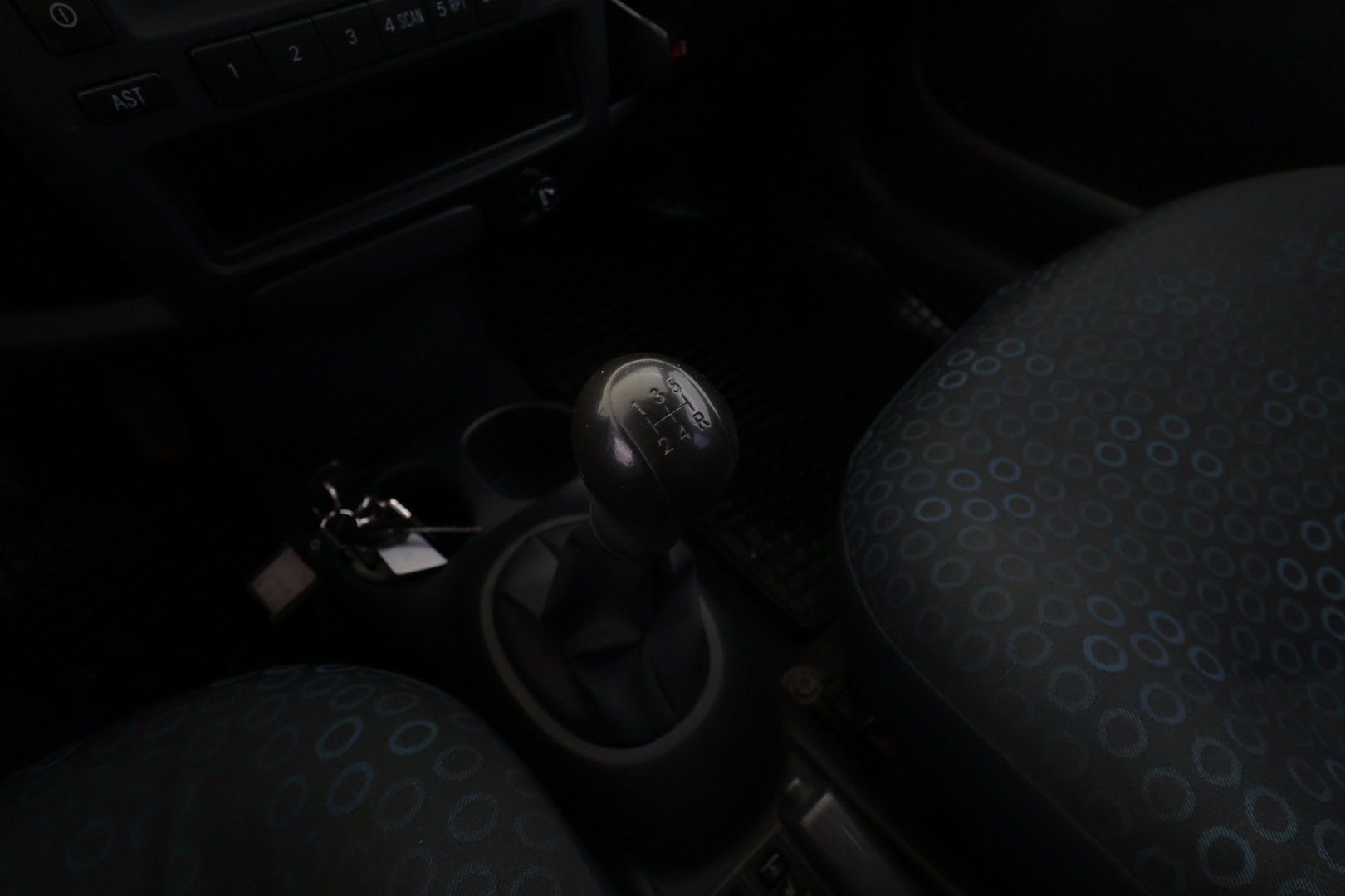 TOYOTA Yaris 2003