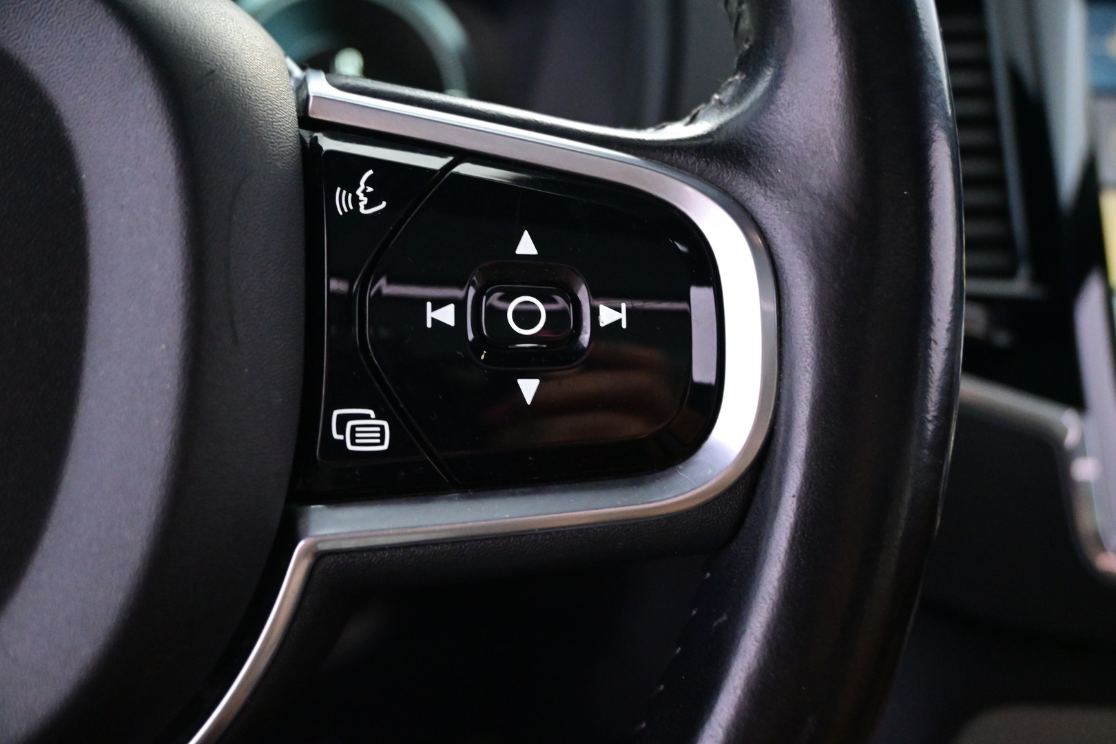 VOLVO XC90 2017