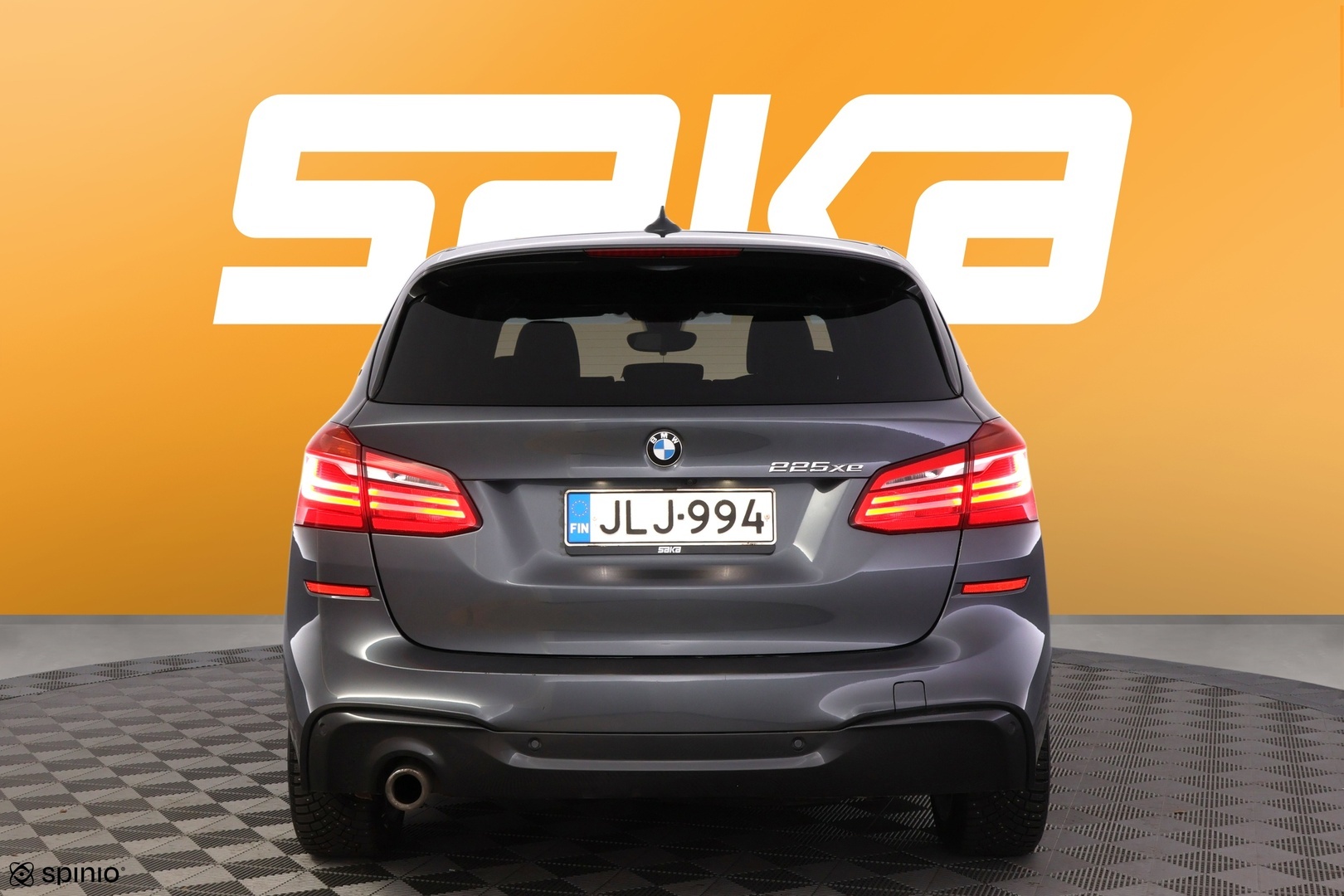 BMW 225 2019