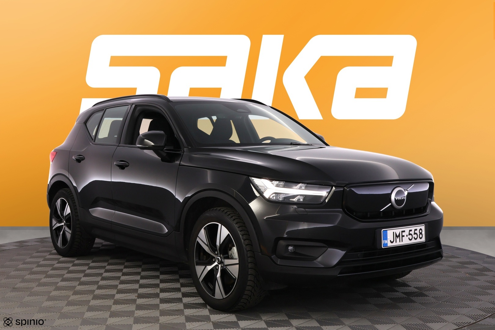 VOLVO XC40 2022