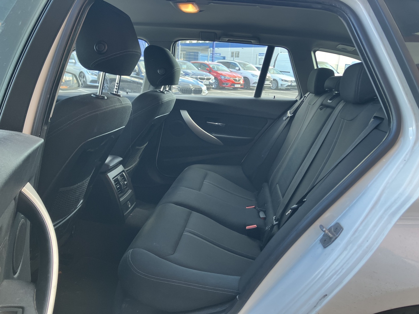 BMW 320 2016