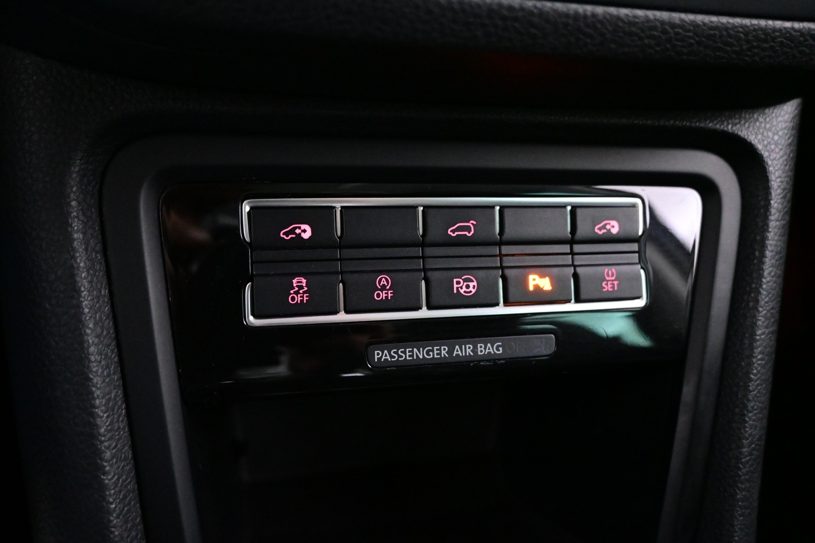 VOLKSWAGEN Sharan 2012