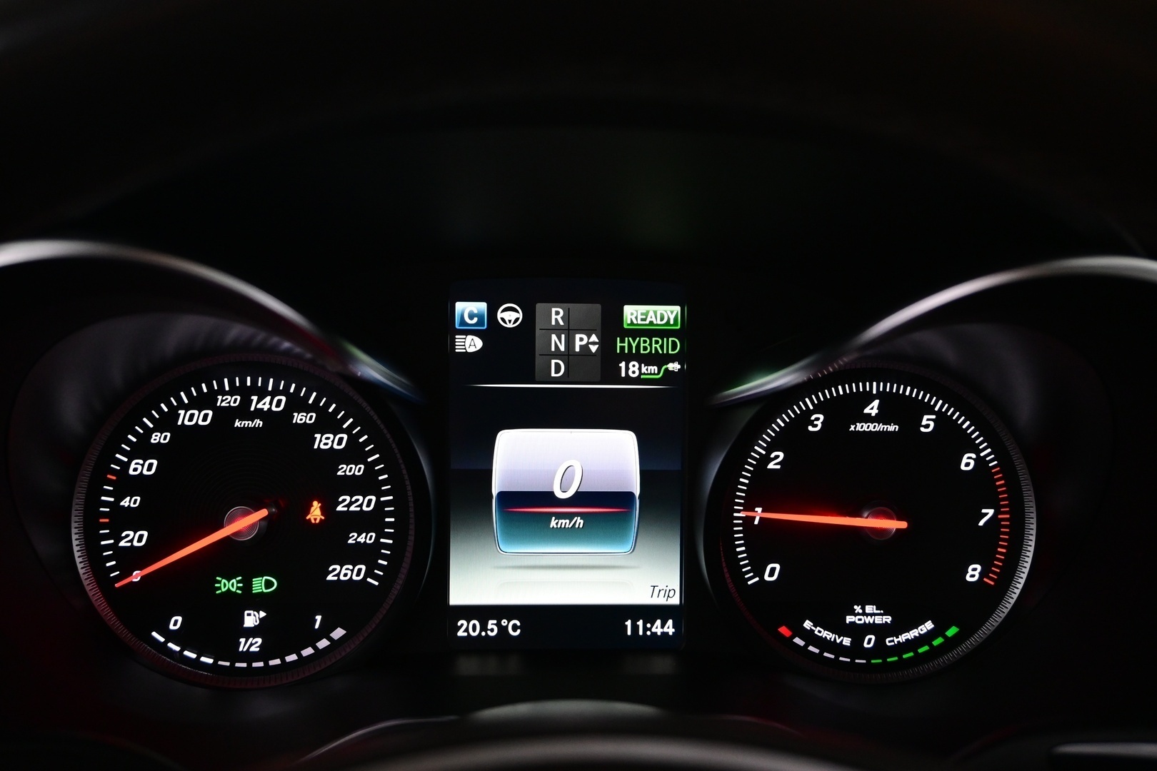 MERCEDES-BENZ GLC 2018