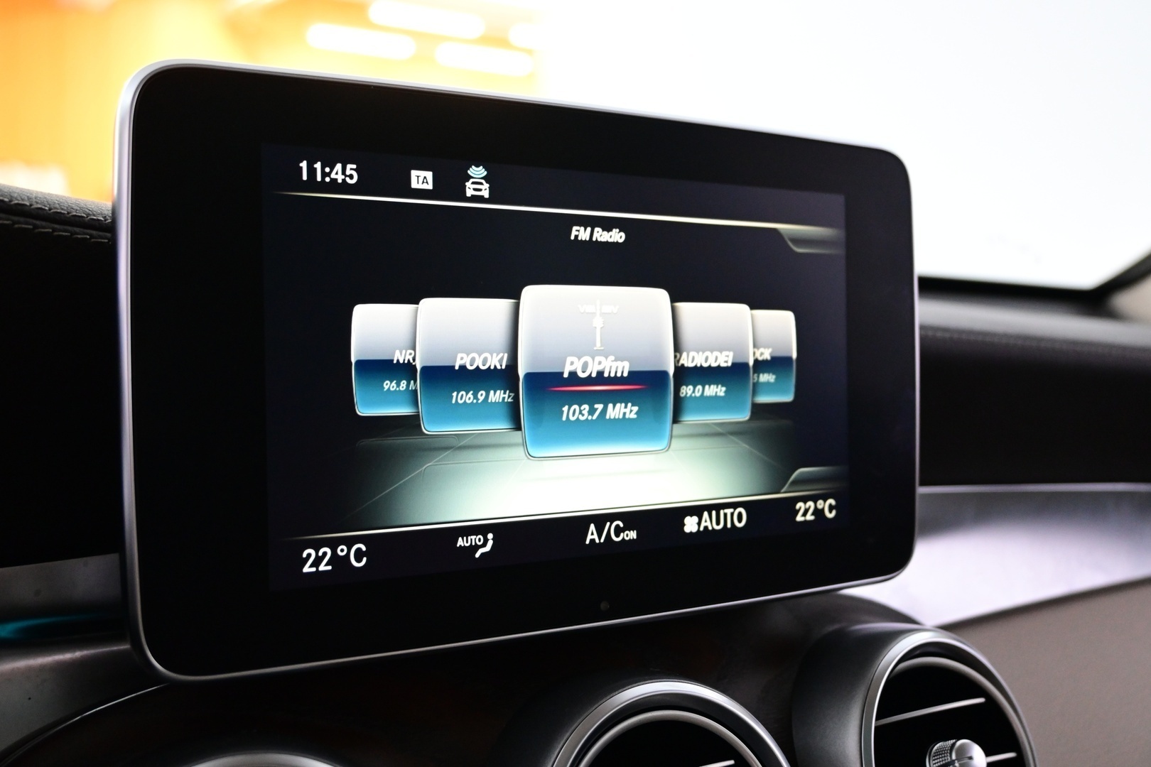 MERCEDES-BENZ GLC 2018