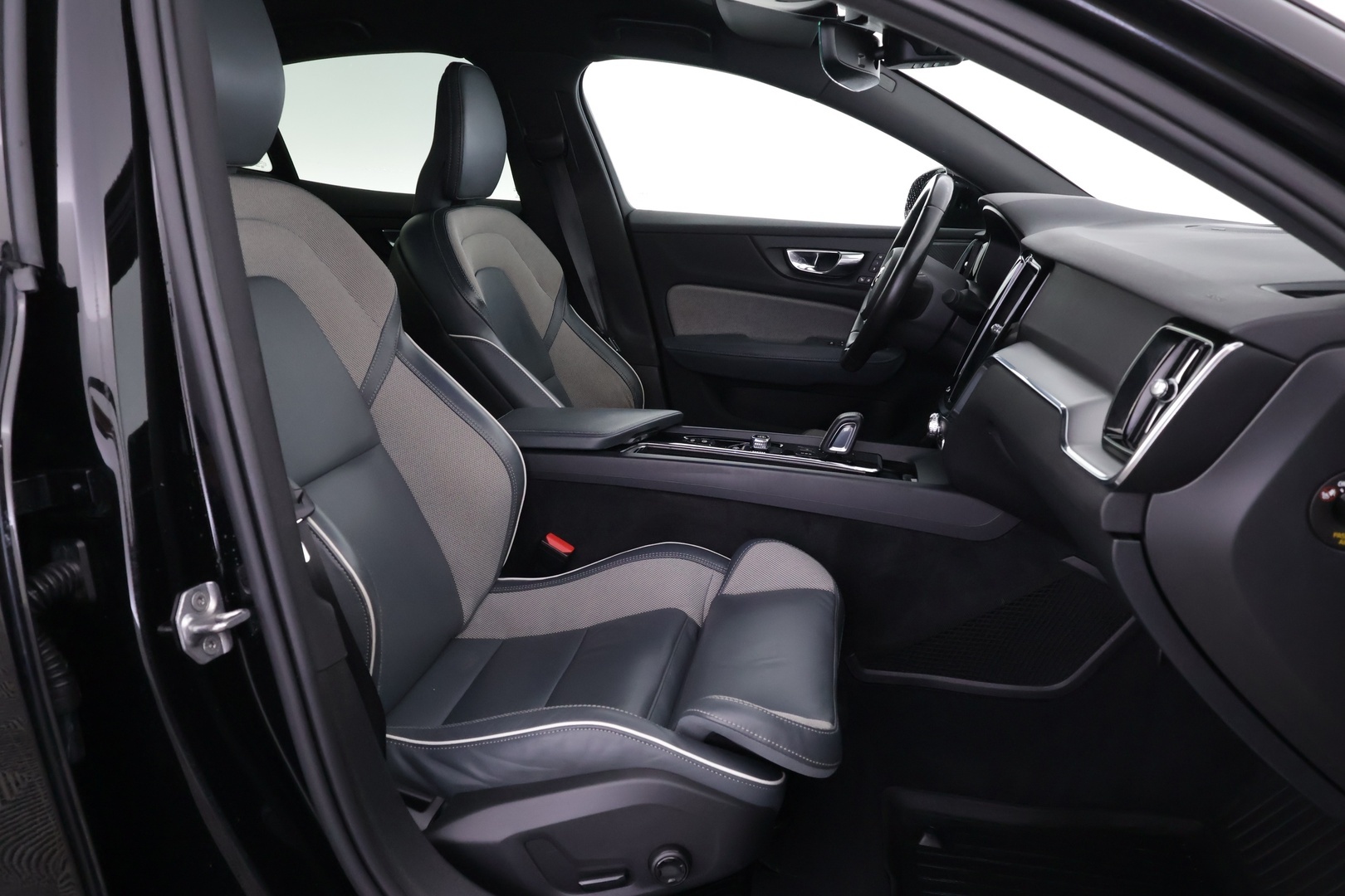 VOLVO S60 2021