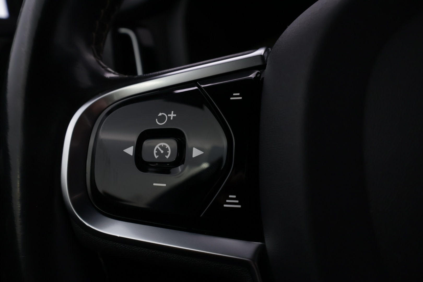 VOLVO S60 2021