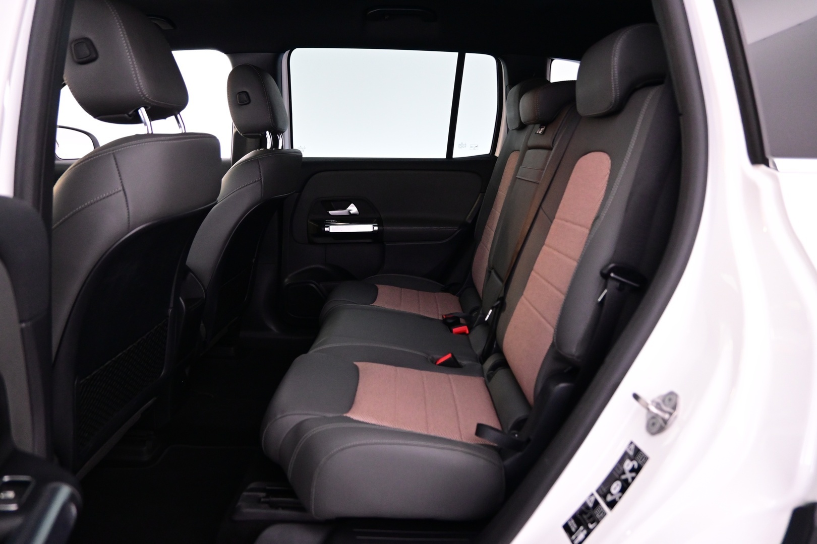 MERCEDES-BENZ EQB 2022