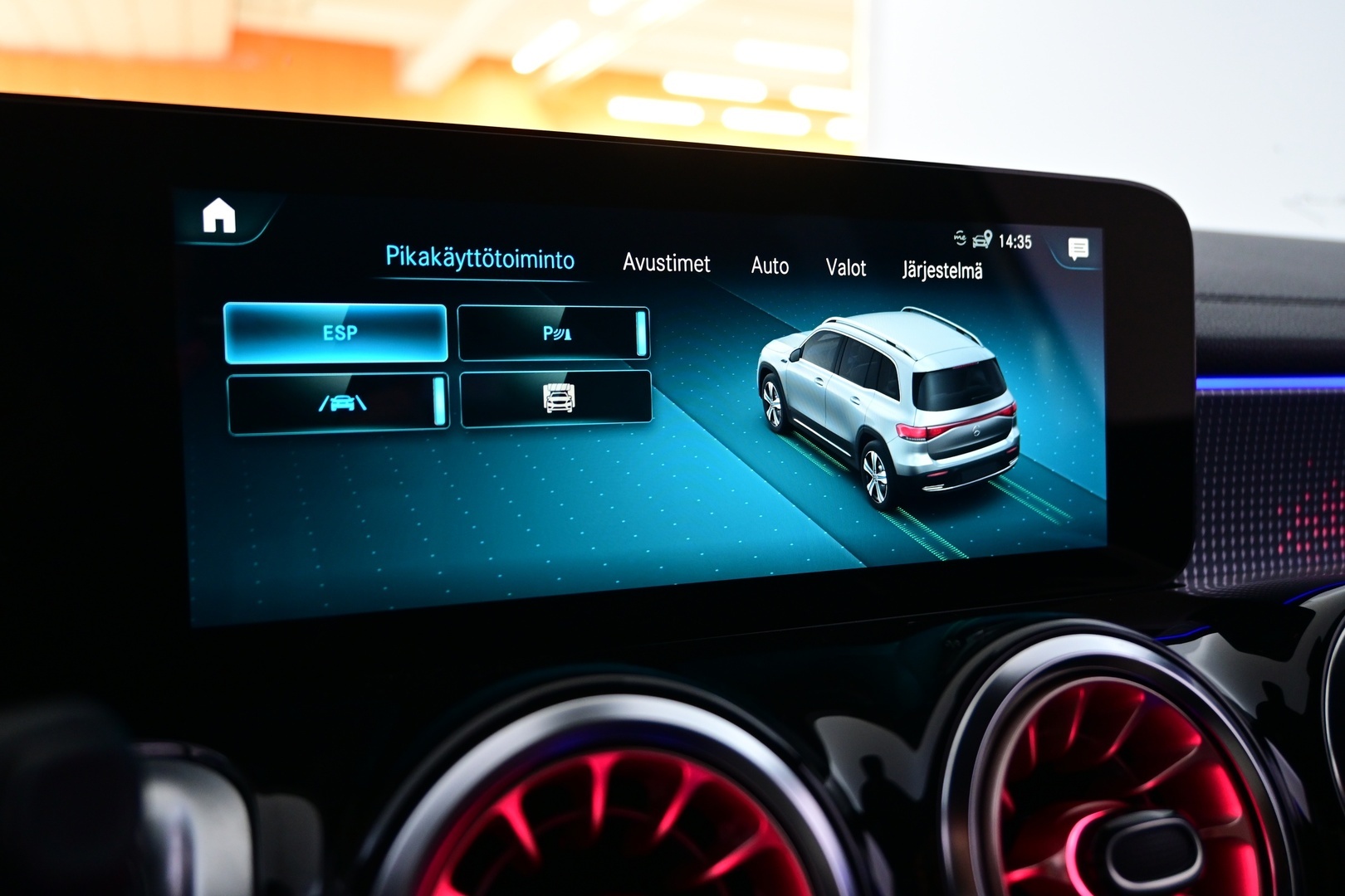 MERCEDES-BENZ EQB 2022