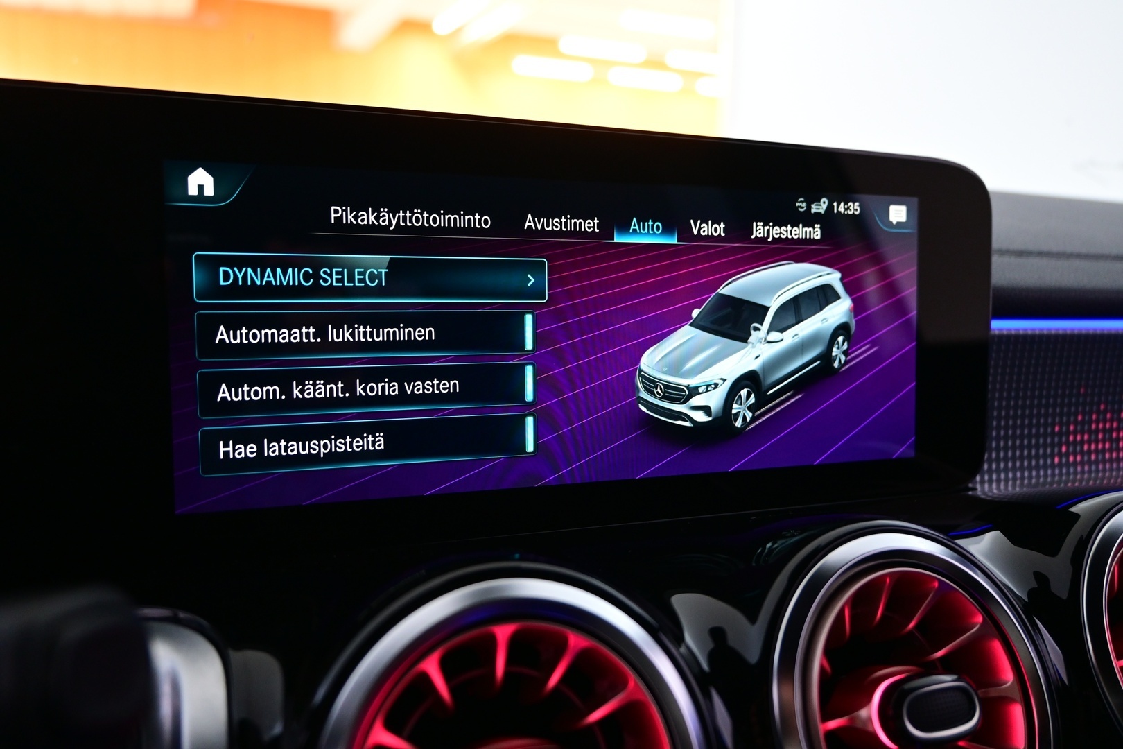 MERCEDES-BENZ EQB 2022