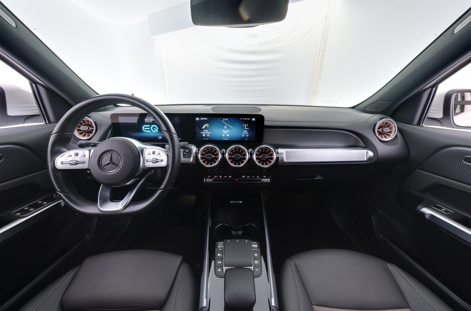 MERCEDES-BENZ EQB 2022