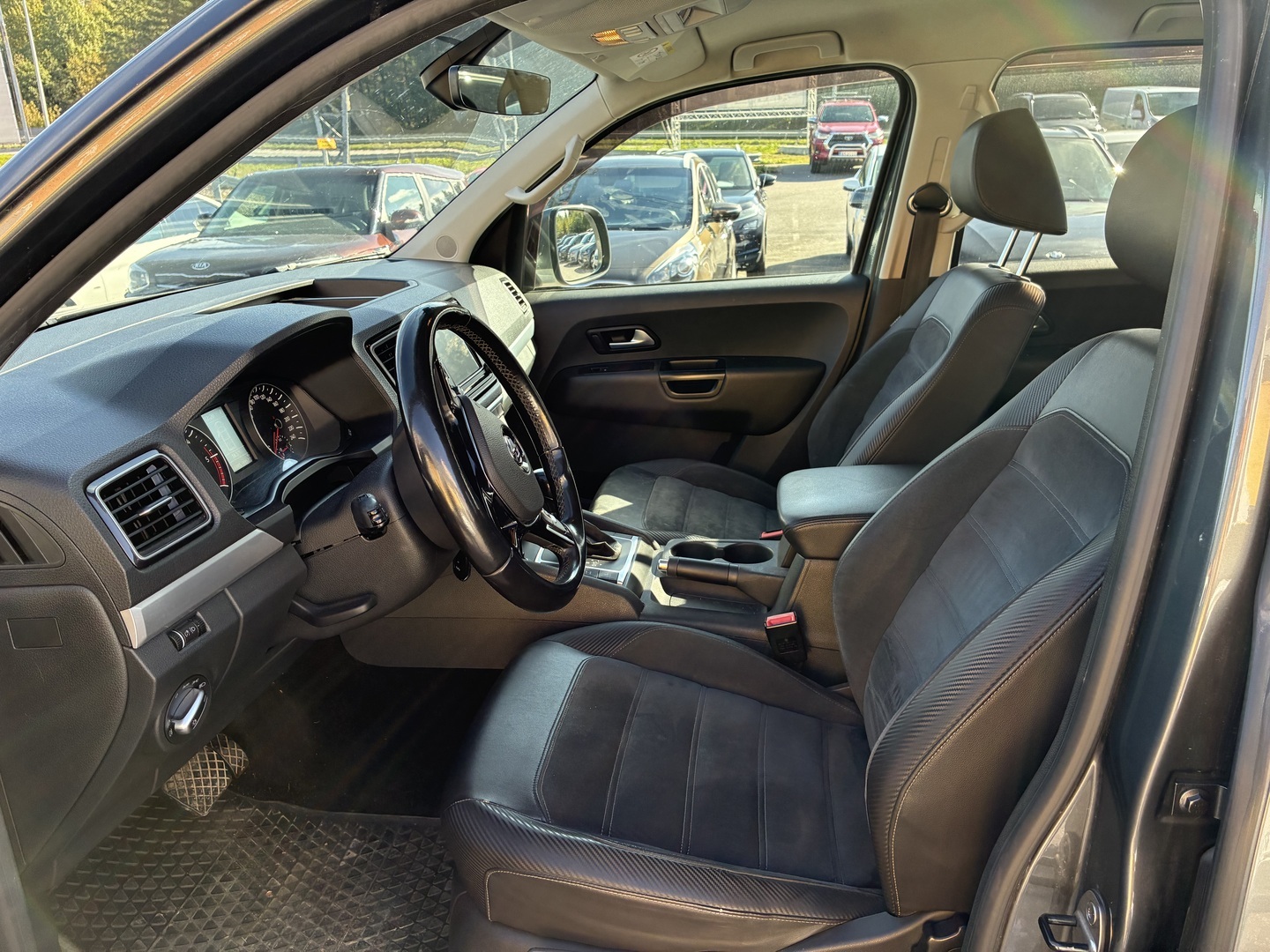 VOLKSWAGEN Amarok 2017