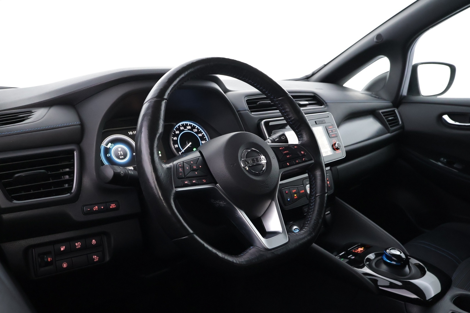 NISSAN Leaf 2018