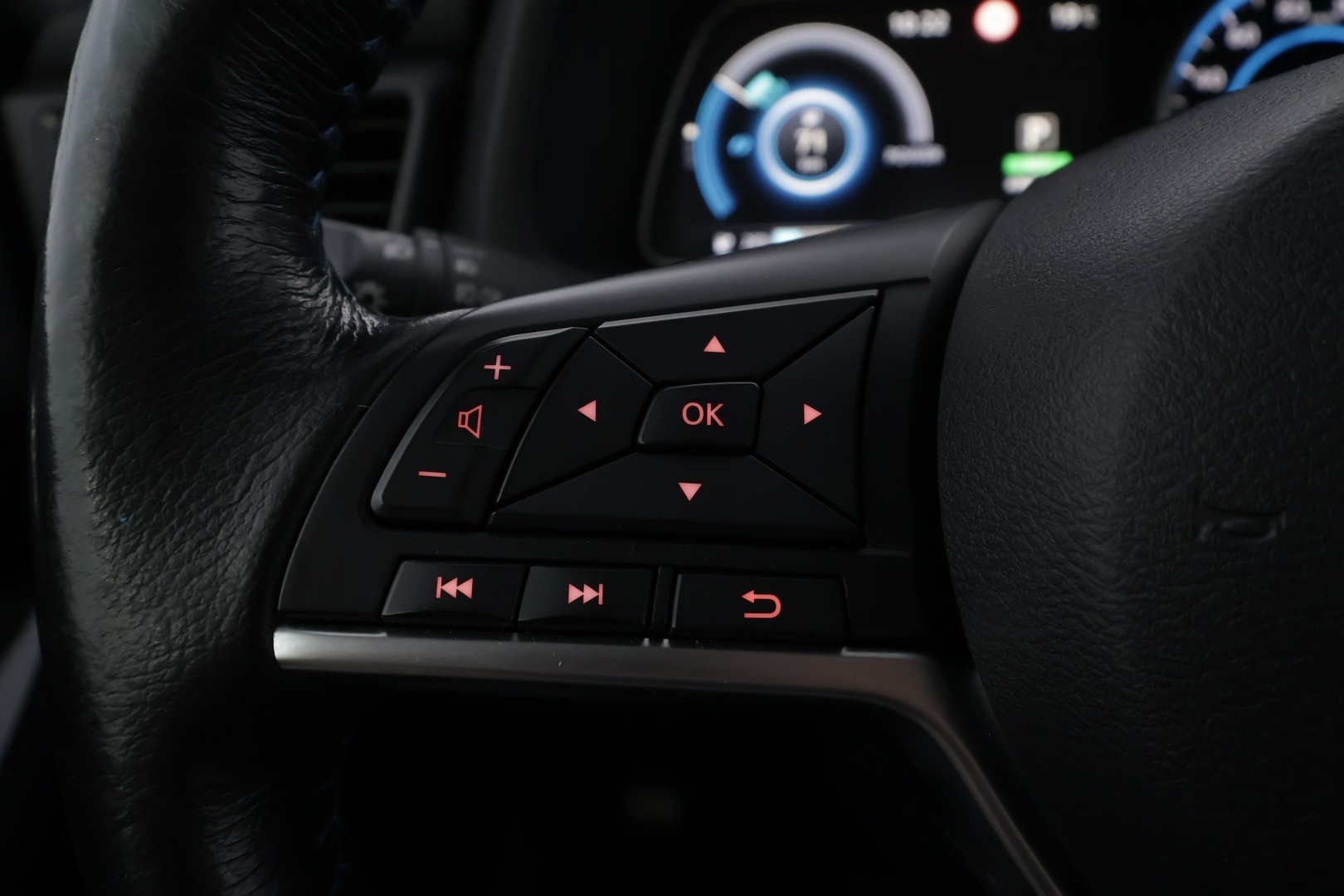 NISSAN Leaf 2018